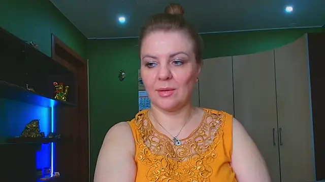 Snapshot of VeronikawGold chatting on 25, 6, 2026 VeronikawGold online show from 25, 6, 2026