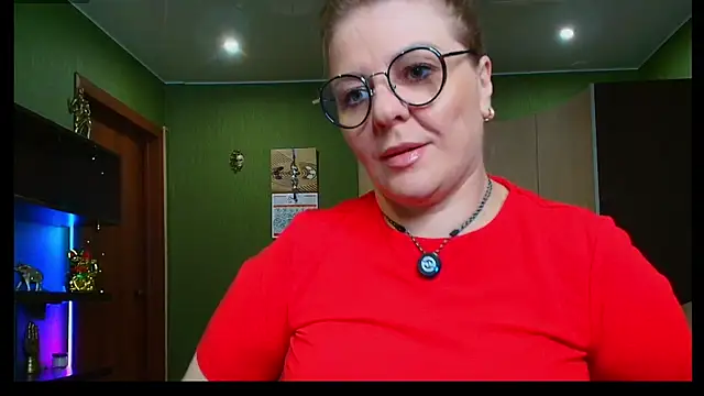 Snapshot of VeronikawGold chatting on 2, 7, 2026 VeronikawGold online show from 2, 7, 2026