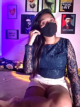 Snapshot of LOVELY__SMART__CPL chatting on 26, 9, 2025 LOVELY SMART CPL online show from 26, 9, 2025