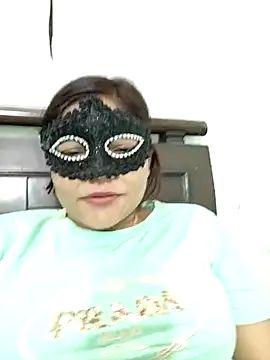 Snapshot of nitiya0100 chatting on 24, 2, 2025 nitiya0100 online show from 24, 2, 2025