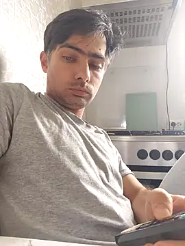 andreiiiii2025 online show from 10, 5, 2026