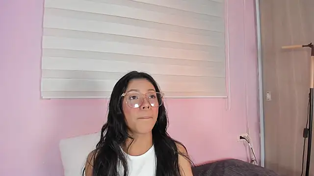 emily sweett24 online show from 15, 3, 2025