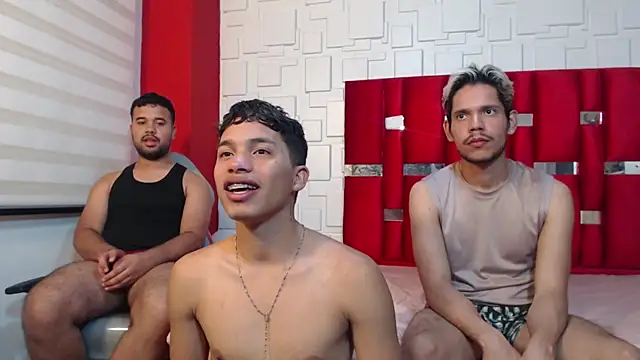 Bayron005 online show from 4, 11, 2025