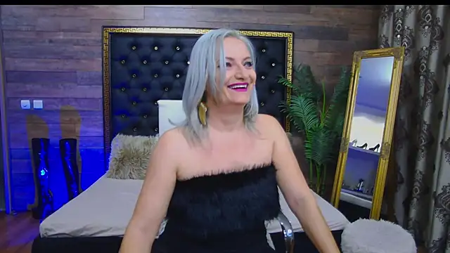 Snapshot of LadyTouch chatting on 27, 1, 2025 LadyTouch online show from 27, 1, 2025