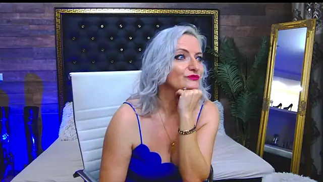 Snapshot of LadyTouch chatting on 9, 2, 2025 LadyTouch online show from 9, 2, 2025