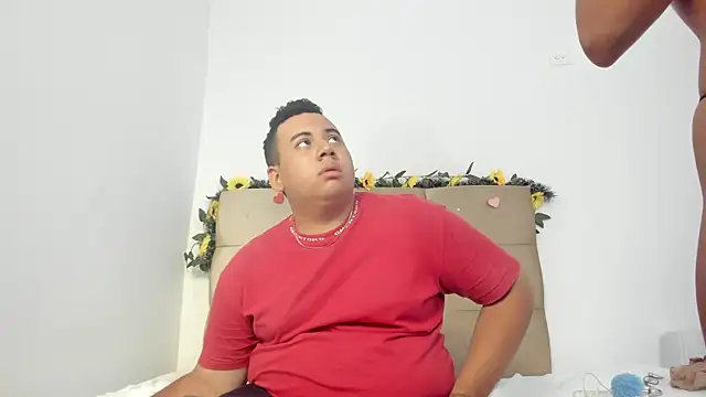 MICHAEL AND SHARON online show from 27, 2, 2025