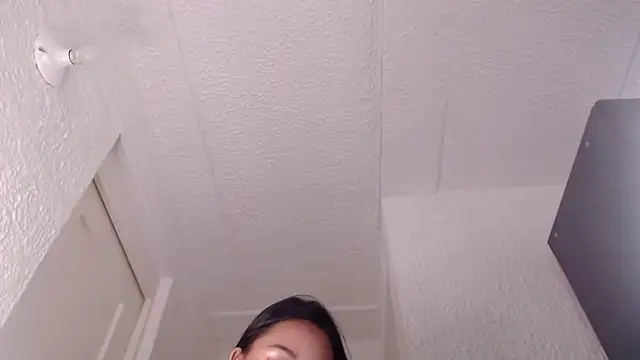 EngelCristaly online show from 3, 3, 2025