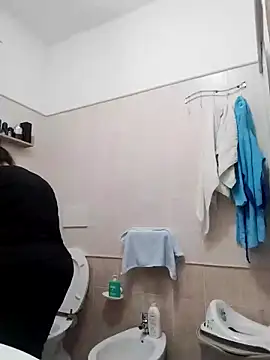 Dolcecurvy online show from 9, 5, 2026