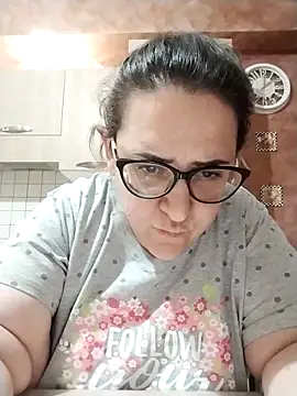 Dolcecurvy online show from 13, 5, 2026