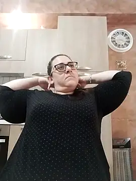 Dolcecurvy online show from 16, 5, 2026