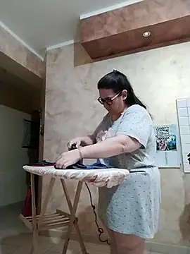 Dolcecurvy online show from 5, 6, 2026