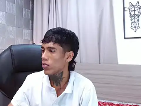 Snapshot of RyanKing19 chatting on 27, 2, 2025 RyanKing19 online show from 27, 2, 2025