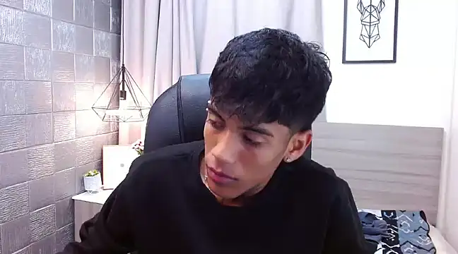 Snapshot of RyanKing19 chatting on 14, 3, 2025 RyanKing19 online show from 14, 3, 2025