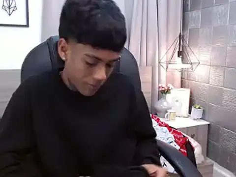 Snapshot of RyanKing19 chatting on 20, 3, 2025 RyanKing19 online show from 20, 3, 2025