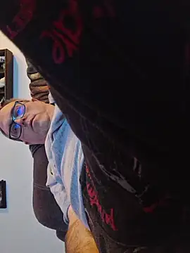 Smallone327 online show from 6, 2, 2026