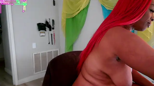Snapshot of Queenanitadix chatting on 1, 7, 2026 Queenanitadix online show from 1, 7, 2026