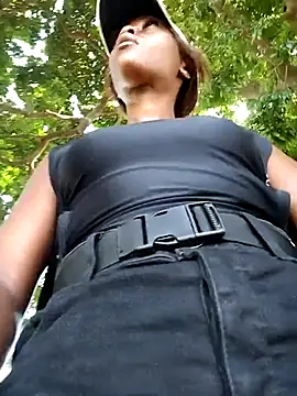 xxTatiannaxx online show from 6, 3, 2025