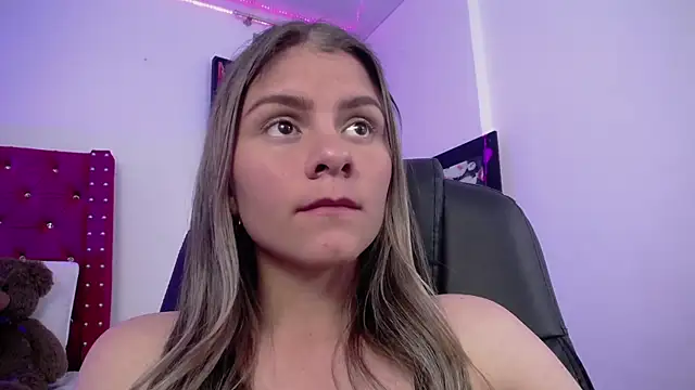 ValeAmayaa online show from 21, 3, 2025