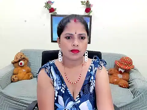 leahgotiii online show from 31, 7, 2026