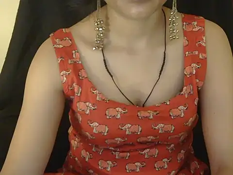 Cute Pihu01 online show from 7, 6, 2026