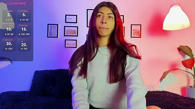 Cassie bloom online show from 22, 3, 2025