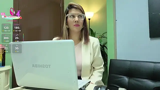 Cassie bloom online show from 19, 3, 2026