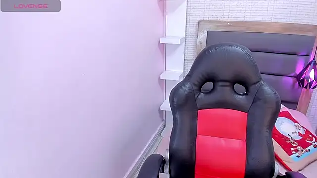 MEGANZARICK online show from 19, 12, 2025