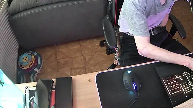 DerGeileLoveboy online show from 1, 11, 2025