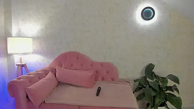 Kaya Sins online show from 3, 10, 2025