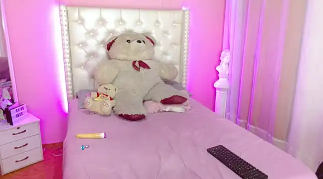 Snapshot of callum_77 chatting on 18, 3, 2025 callum 77 online show from 18, 3, 2025