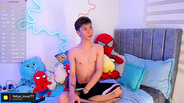 Snapshot of callum_77 chatting on 3, 10, 2025 callum 77 online show from 3, 10, 2025