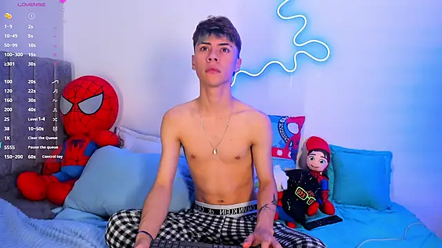 Snapshot of callum_77 chatting on 28, 10, 2025 callum 77 online show from 28, 10, 2025