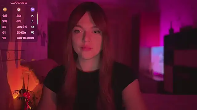 CherryRed Girl online show from 3, 5, 2026