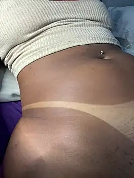 Snapshot of yasmimbrasileirinha chatting on 22, 2, 2025 yasmimbrasileirinha online show from 22, 2, 2025