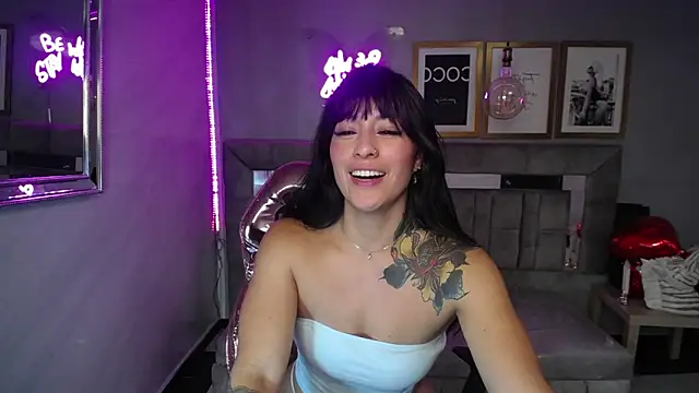 Isabella Collen v online show from 27, 2, 2025