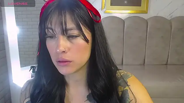 Isabella Collen v online show from 22, 4, 2026