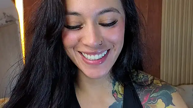 Snapshot of Isabella_Collen_v chatting on 23, 7, 2026 Isabella Collen v online show from 23, 7, 2026