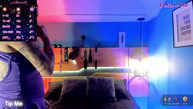 ChloeAllennn online show from 3, 12, 2025