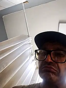 Mrpito7878 online show from 17, 4, 2026