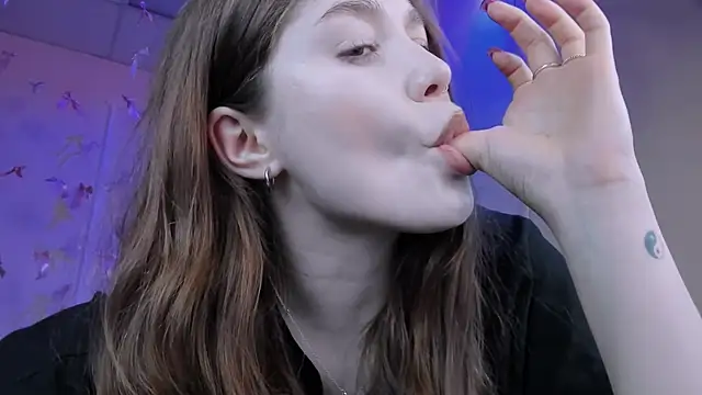 hazel sullivan online show from 28, 7, 2026