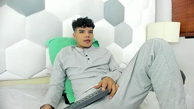 Axel Forte online show from 1, 12, 2025