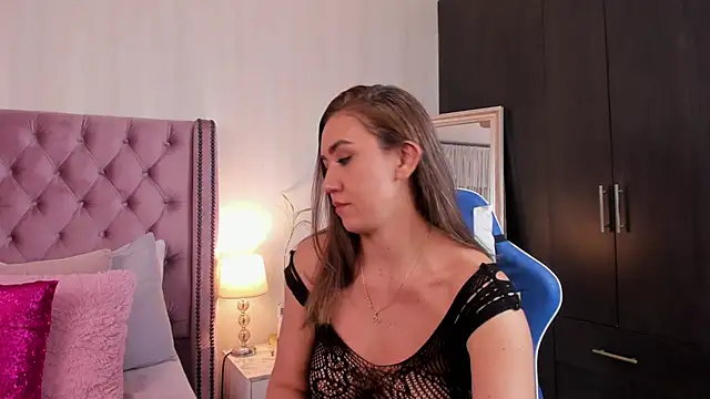 Snapshot of natashaleightt chatting on 31, 7, 2026 natashaleightt online show from 31, 7, 2026