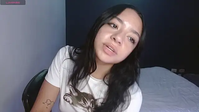 Snapshot of hellokitty__valery chatting on 11, 10, 2025 hellokitty  valery online show from 11, 10, 2025