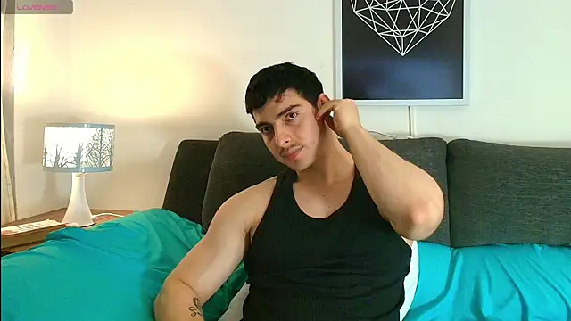 Snapshot of thomyafar chatting on 11, 9, 2025 thomyafar online show from 11, 9, 2025