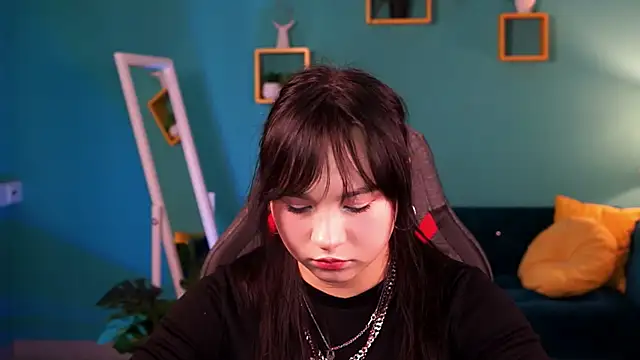 Snapshot of HanaWise chatting on 5, 3, 2025 HanaWise online show from 5, 3, 2025