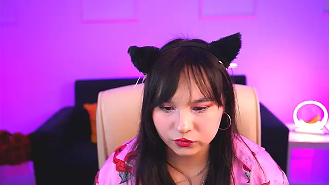 Snapshot of HanaWise chatting on 7, 3, 2025 HanaWise online show from 7, 3, 2025