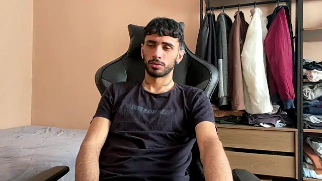 Snapshot of iendriw chatting on 12, 11, 2025 iendriw online show from 12, 11, 2025