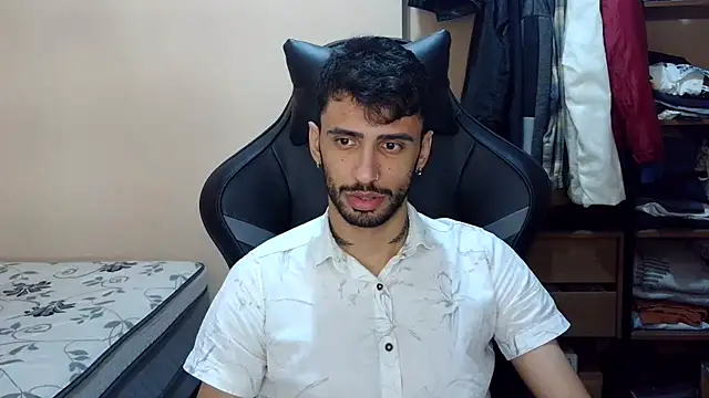 Snapshot of iendriw chatting on 23, 2, 2026 iendriw online show from 23, 2, 2026