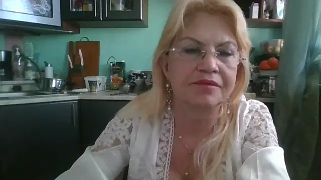 Snapshot of Heidi-Helga chatting on 20, 3, 2025 Heidi-Helga online show from 20, 3, 2025