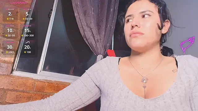 SophiTay online show from 9, 11, 2025